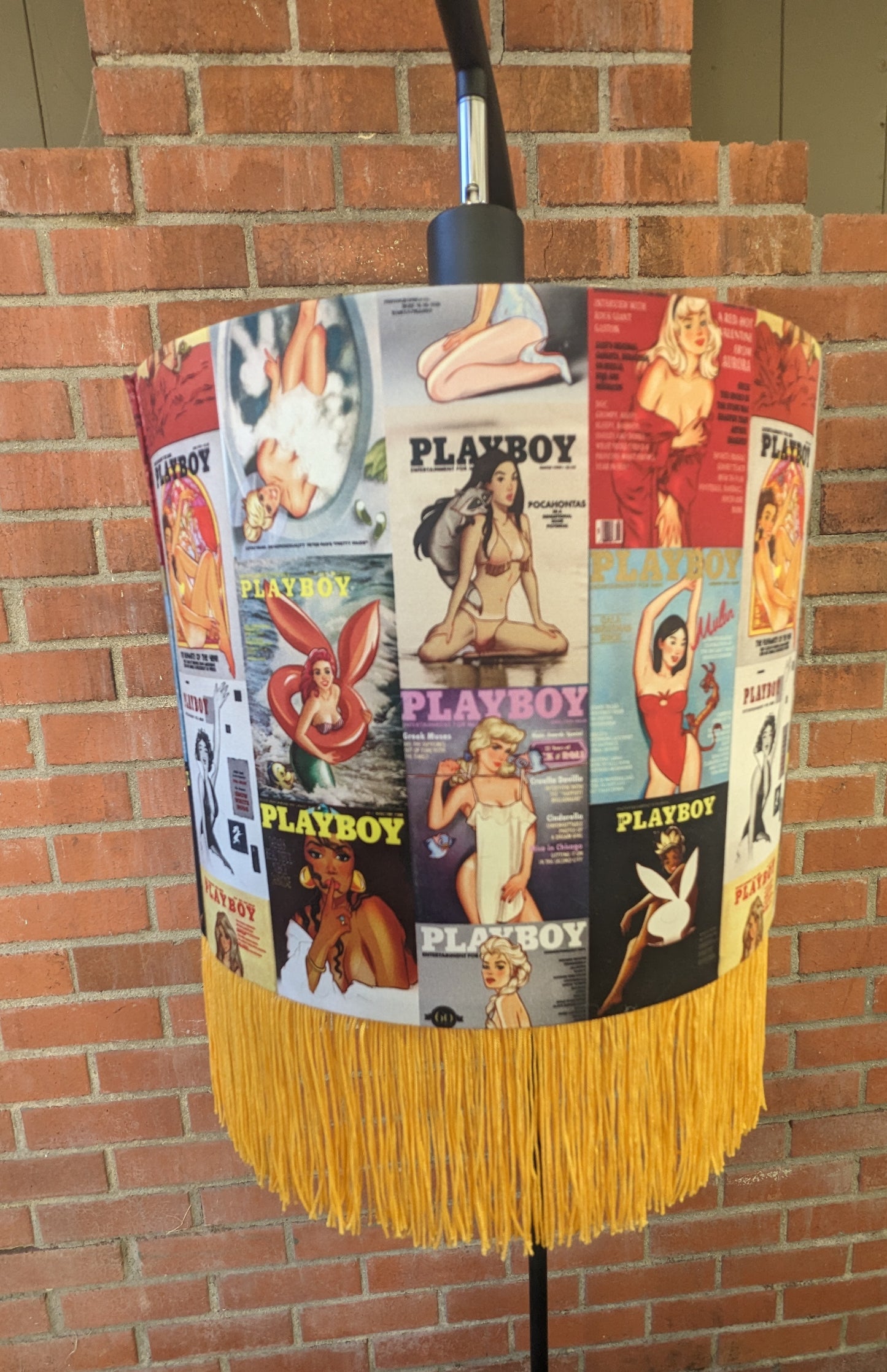 Dis Princess Pinup Floor Lamp